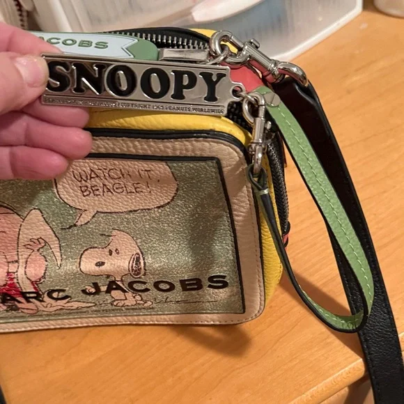 Marc Jacobs Yellow Peanuts Crossbody Bag - Picture 7 of 8